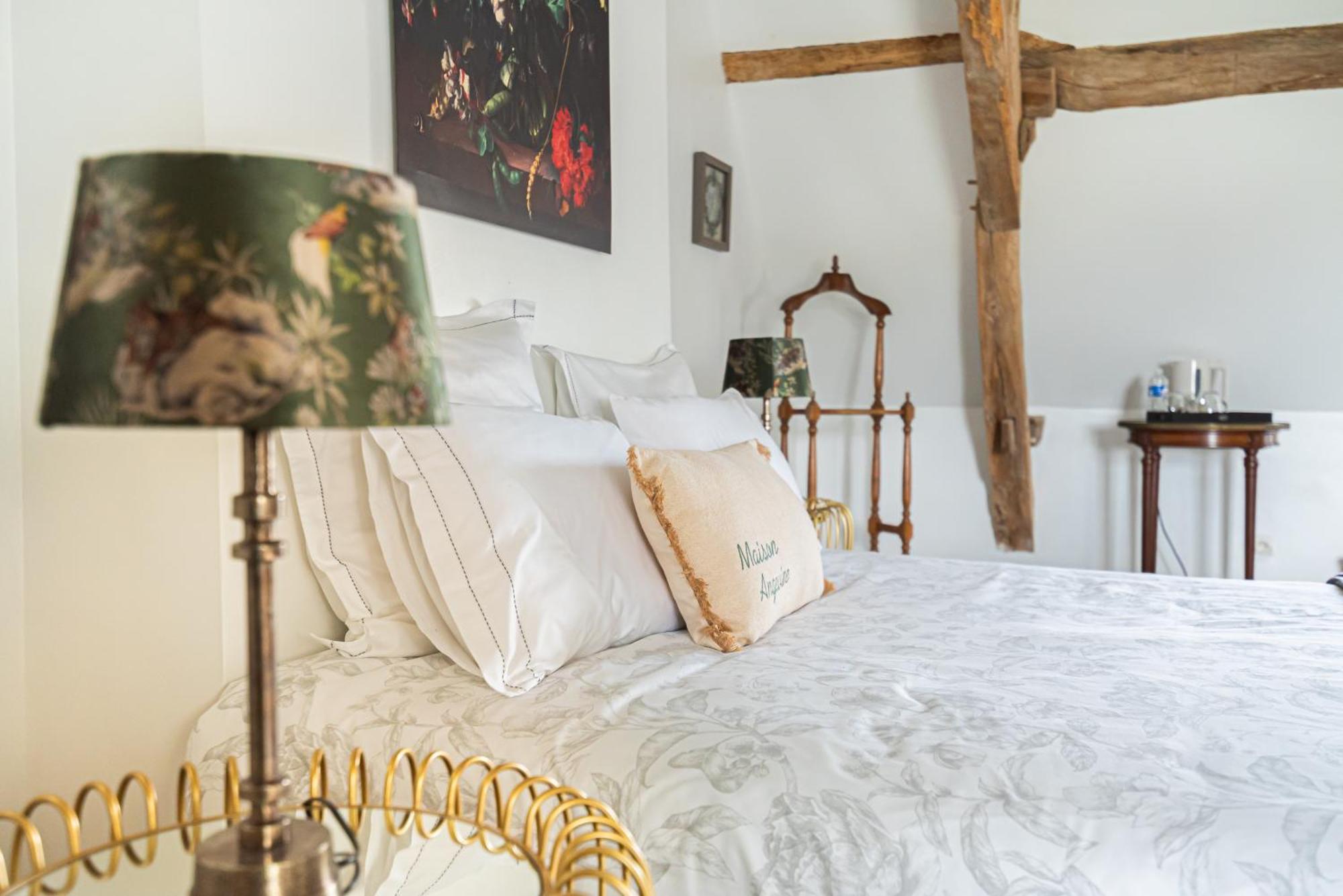 La Fontaine Du Mont Hotel Mûrs-Erigné Kültér fotó