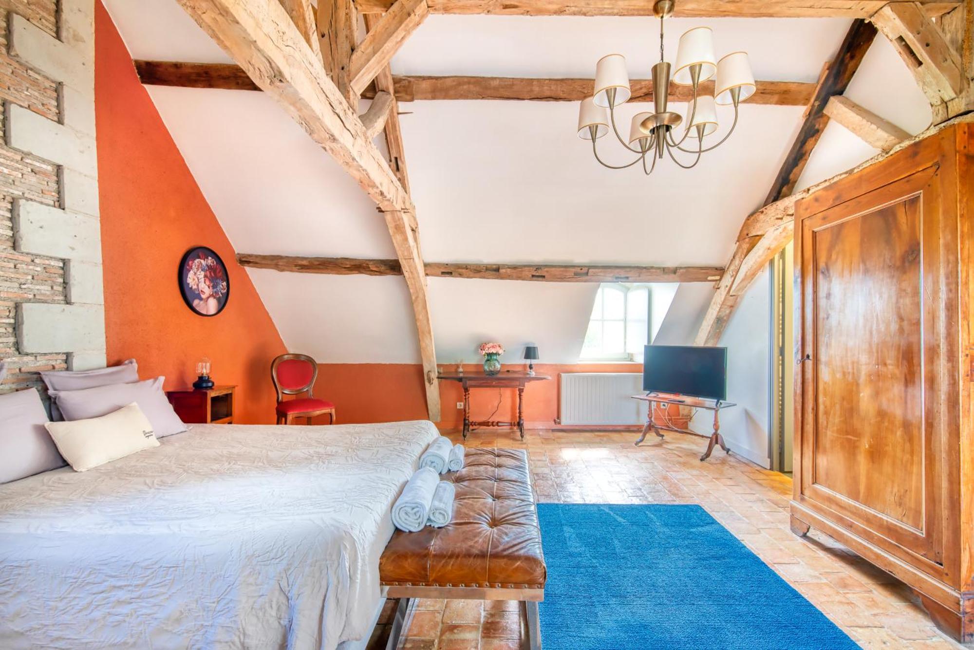 La Fontaine Du Mont Hotel Mûrs-Erigné Kültér fotó